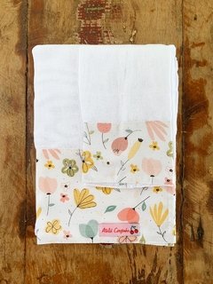 Pano de Boca + Ombro - Floral - Enxoval de Bebê Personalizado Ateliê Cerejinha