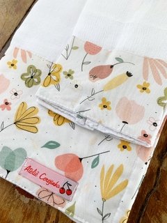 Pano de Boca + Ombro - Floral - Enxoval de Bebê Personalizado Ateliê Cerejinha