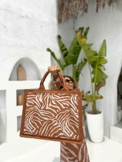 BOLSA ZEBRA NUDE COM OFF 598 LD