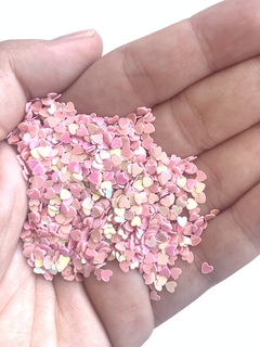 APLIQUE CONFETE GLITTER MINI CORAÇÃO ROSA BEBÊ - 10 GRAMAS