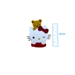 APLIQUE HELLO KITTY VERMELHA URSO P ACRÍLICO ADL - 4CM - 1 UNIDADE