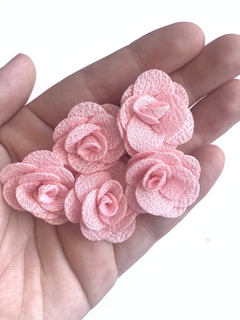 APLIQUE FLOR TECIDO ROSA BEBÊ - 5 UNIDADES - comprar online