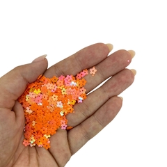 APLIQUE CONFETE GLITTER MINI FLOR LARANJA - 10 GRAMAS - comprar online