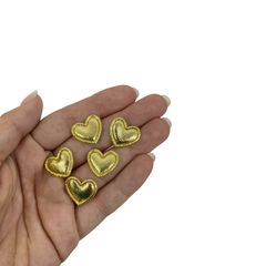 APLIQUE MINI CORAÇÃO DOURADO TECIDO - 1,5CM - 5 UNIDADES - comprar online