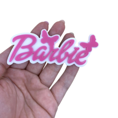 APLIQUE NOME BARBIE BIG BORBOLETA ACRÍLICO ADL - 1 UNIDADE - comprar online