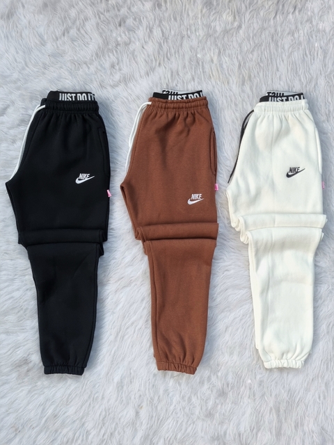 JOGGER PELUCHE AD Comprar en Aruba Store