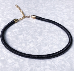 Gargantilha choker Manu