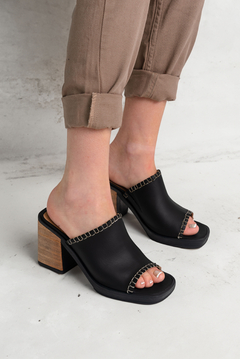 Sandalia LUISA Negro - comprar online