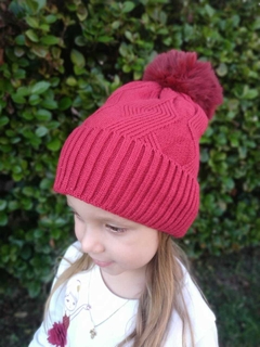 Imagem do Gorro de inverno com pompom Gold Listrado