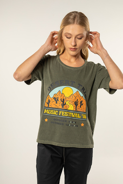 T-shirt Box Estonada Desert Trip - Feminina (SALE)