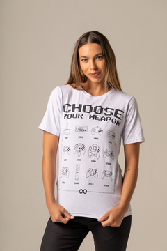 T-Shirt Feminina Choose Your Weapon (SALE)