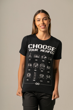 T-Shirt Feminina Choose Your Weapon (SALE) - comprar online