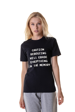 T-shirt Caution Reeboting - Feminina (SALE)