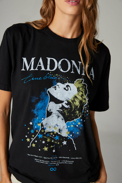 T-shirt Feminina Madonna True Blue