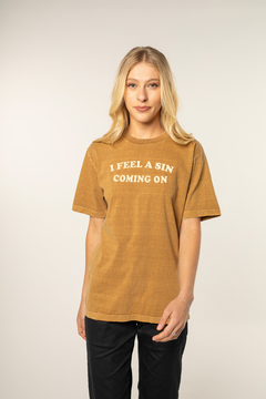 New T-shirt Feminina Estonada Colors I Feel a Sin (SALE)