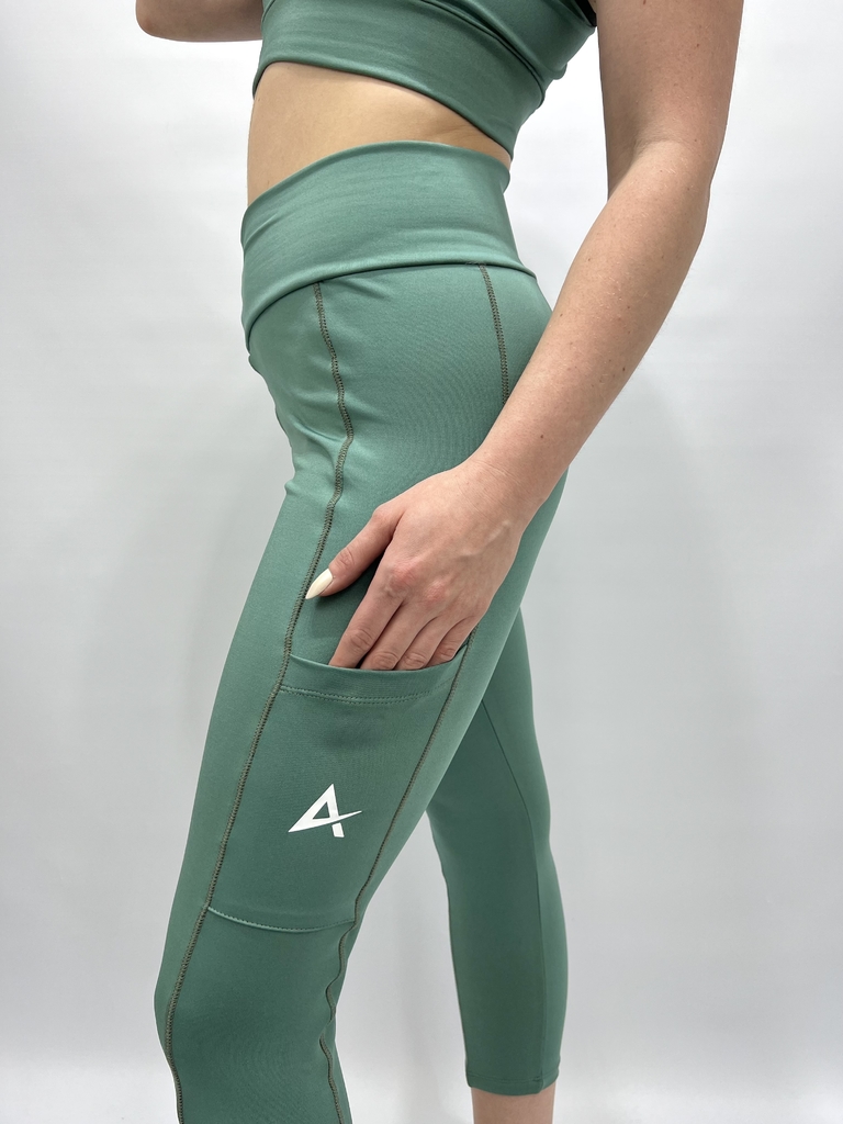 Calza Capri Deportiva Mujer Entrenamiento Fitness Crossfit Con Bolsill