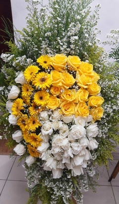 Coroa de Flores Nobres Luxo - comprar online