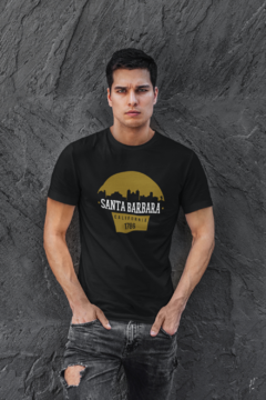 Camiseta Camisa Santa Barbara California City Masculina Preto - comprar online