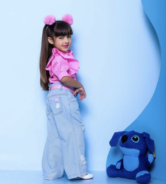 Conjunto blusa + calça jeans Lilo e Stitch na internet