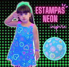 Vestido infantil estampa neon Brilham na luz neon na internet