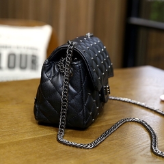 CARTERA COCO CHANEL NEGRA CON TACHAS