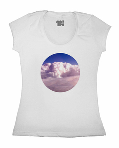 Camiseta Feminina Buraco do Céu na internet