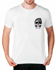 Camiseta Caveira De Touca de Bolso - comprar online