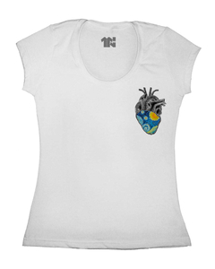 Camiseta Feminina Coração Artístico - comprar online