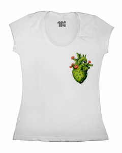 Camiseta Feminina Coração de Espinhos de Bolso na internet