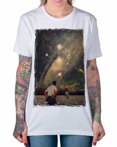 Camiseta Galáxia na internet
