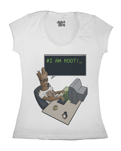 Camiseta Feminina I AM ROOT na internet
