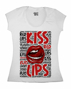 Camiseta Feminina Kiss Lips na internet