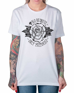 Camiseta Lembranças - loja online