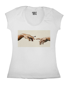 Camiseta Feminina Passa na internet