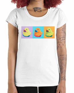 Camiseta Feminina Patinho