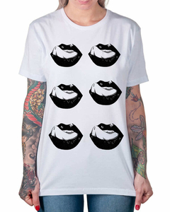 Camiseta Sexteto de Bocas - comprar online