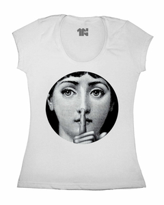 Camiseta Feminina Silêncio Lina - comprar online