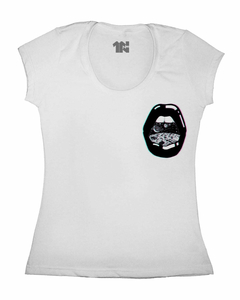 Camiseta Feminina Universo Labial de Bolso na internet