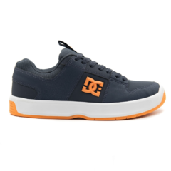 Tênis da marca de skate DC Shoes modelo Lynx Zero Navy White Orange. Material em couro granulado.