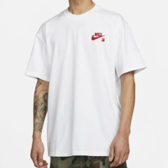 Camiseta Nike SB Barking White - comprar online