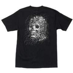 Camiseta Creature Graveyard Black. Confeccionada em 100% algodão. Possuí gola careca.
