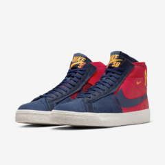T nis Nike SB Zoom Blazer Mid Navy Red
