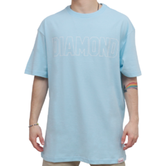Camiseta Diamond Outline Blue. Confeccionada em 100% algodão. Possuí gola careca.