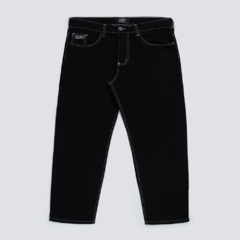 Calça Plano C Sarja Baggy Black masculina de sarja preta com costura contrastante.