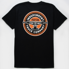 Camiseta Independent Itc Profile. Confeccionada 100% de algodão. Etiqueta interna.