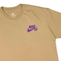 Camiseta Nike SB Mini Logo Bege/Roxo - comprar online