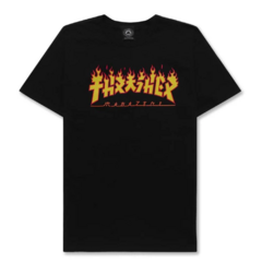 Camiseta Thrasher Godzilla Flame Black. Confeccionada em 100% Algodão. Possuí gola careca. Mangas curtas.