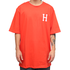 Camiseta HUF Classic H Red. Confeccionada em 100% Algodão. Possuí gola careca. Estampa em silk. 