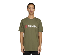 Camiseta Element Blazin Color Green, estampa em silk na frente.
