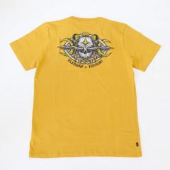 Camiseta Element Timber Sight Yellow. Confeccionada em 100% algodão. Possui gola careca. Estampa em silk nas costas.